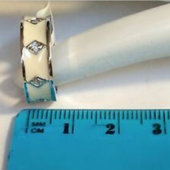 Silver Art Deco Ring Size 5 White Enamel Band Rhodium Vintage Style Plated - Picture 8 of 8